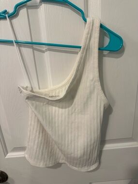 American Eagle Outfitters Asymmetric One-Shoulder Ribbed Tank Top in White